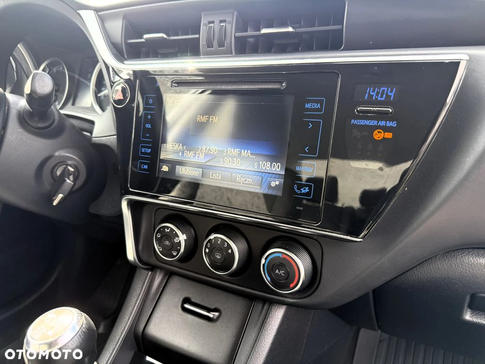 Toyota Corolla 1.6 Comfort - 11