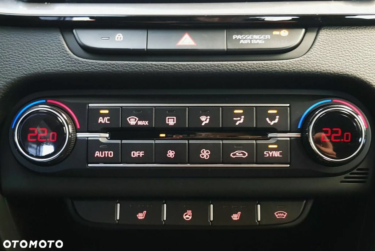 Kia XCeed 1.5 T-GDI Business Line DCT - 20