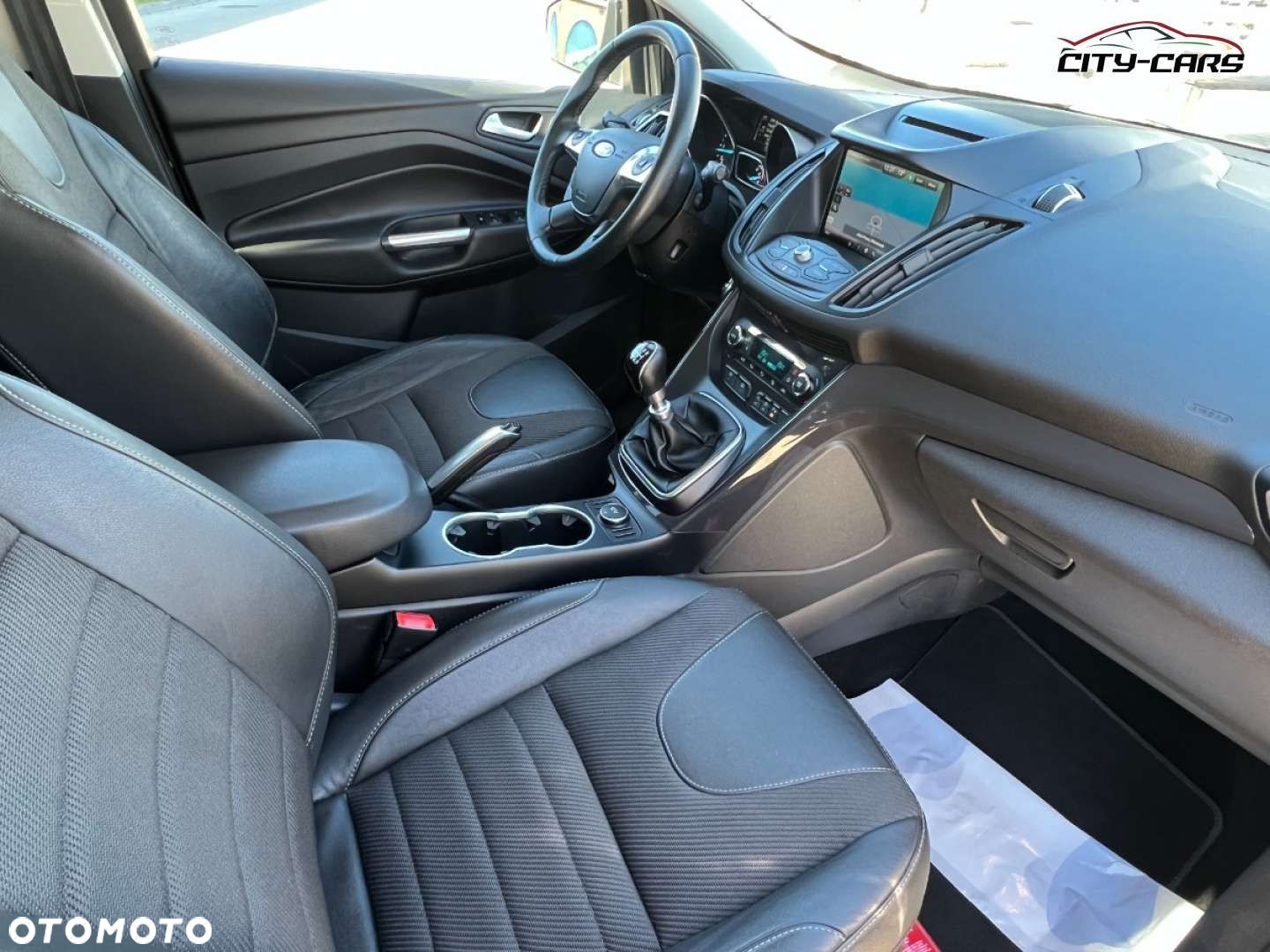 Ford Kuga - 19