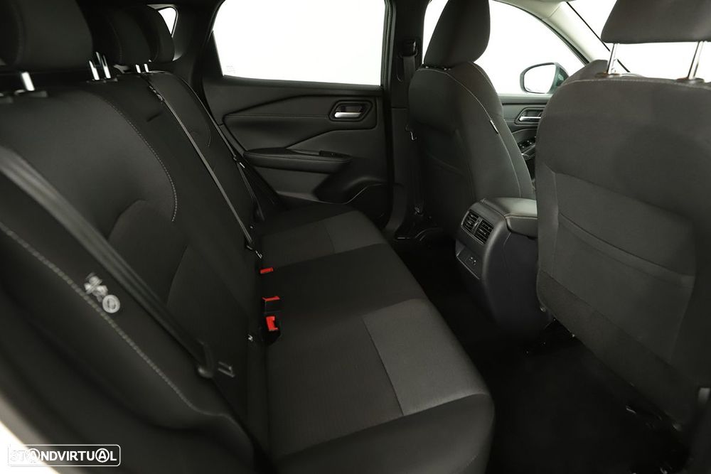 Nissan Qashqai 1.3 DIG-T N-Connecta - 22