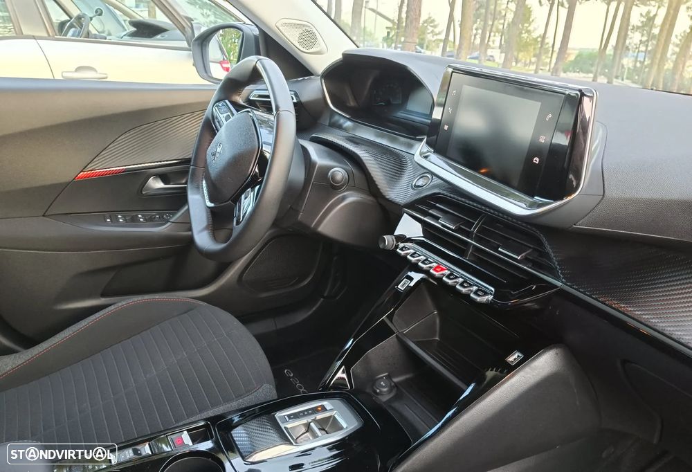 Peugeot e-2008 50 kWh Active Pack - 31