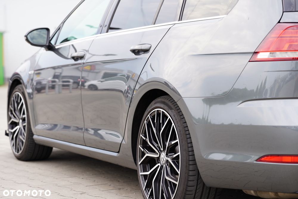 Volkswagen Golf 1.5 TSI BMT Comfortline DSG - 11