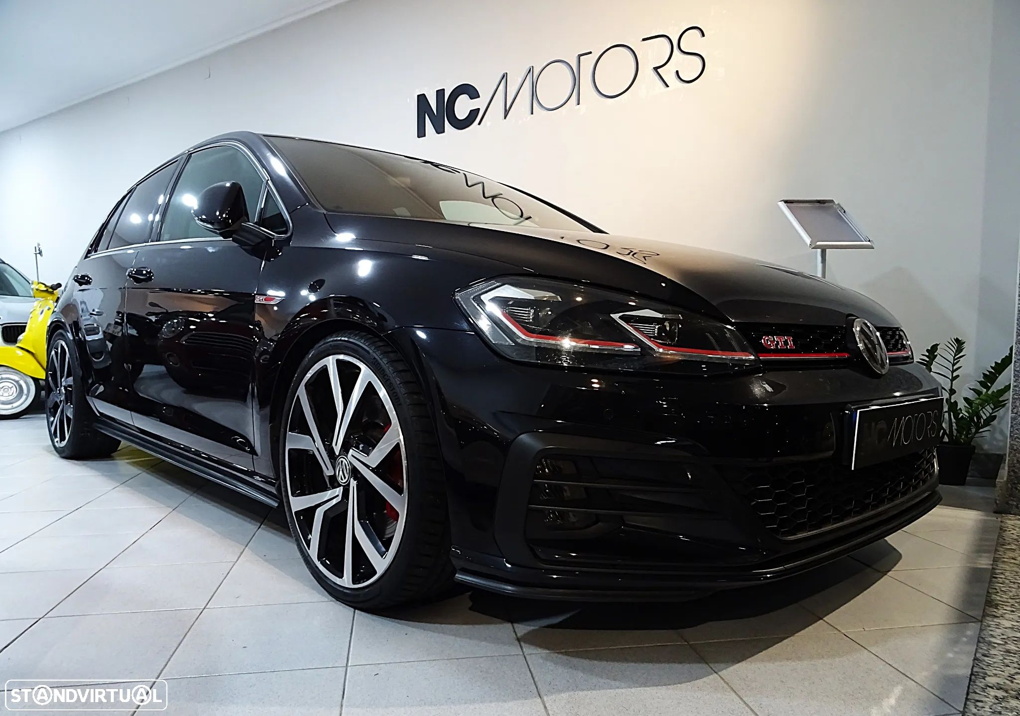 VW Golf 2.0 TSI GTI DSG Performance - 1