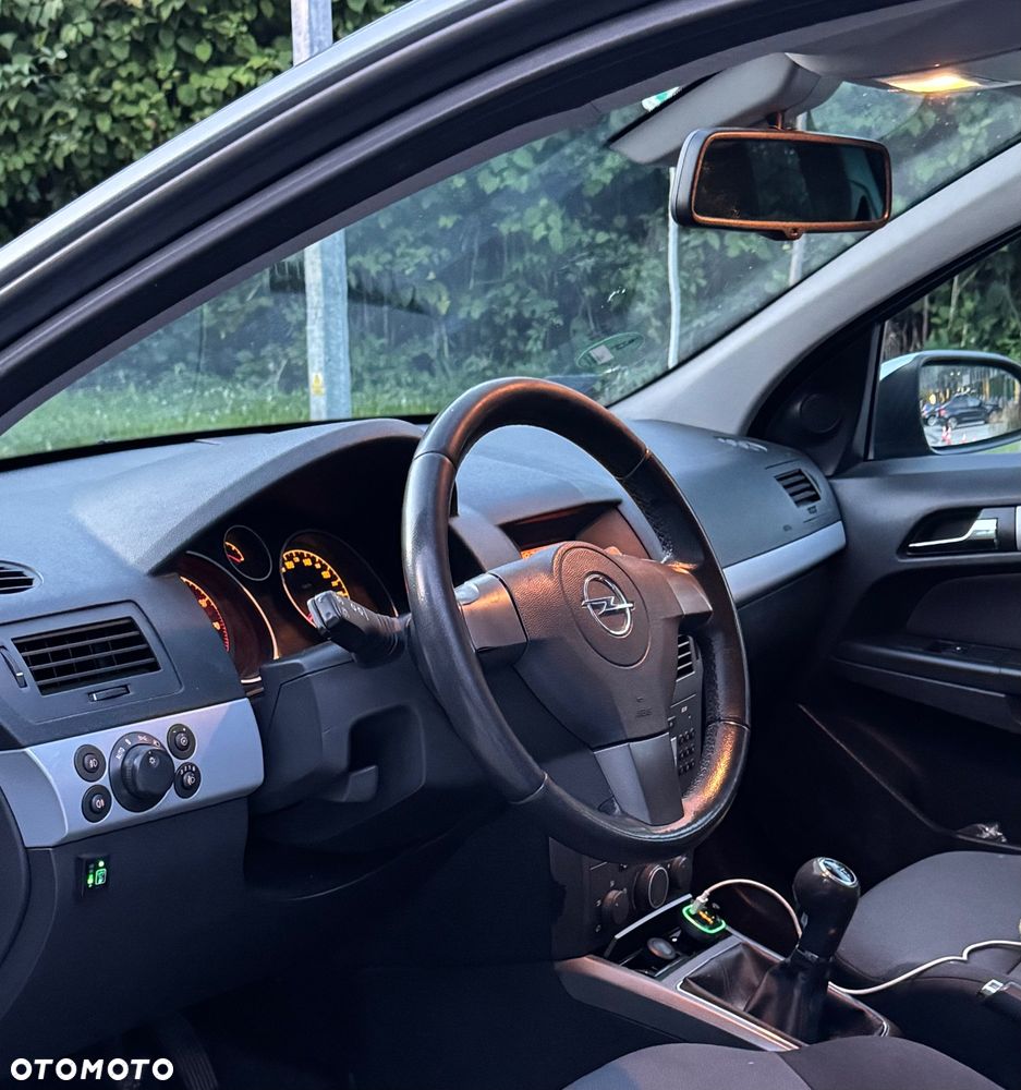 Opel Astra 1.6 Catch me - 5