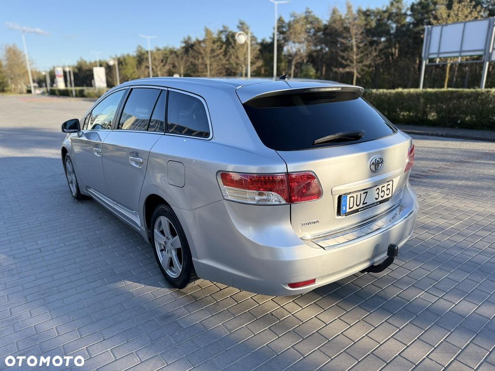 Toyota Avensis - 3