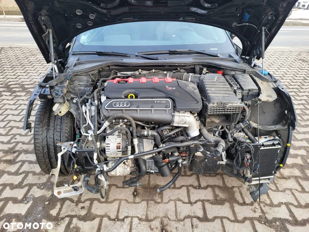 Audi TT RS Coupé quattro S tronic - 24