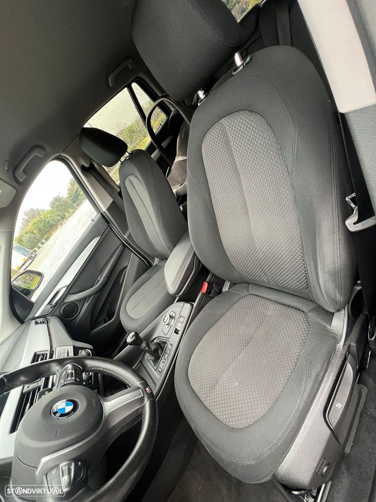 BMW X1 sDrive18d Advantage - 12