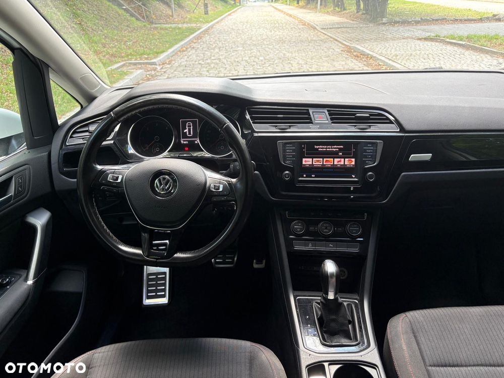 Volkswagen Touran 2.0 TDI SCR (BlueMotion Technology) DSG SOUND - 31