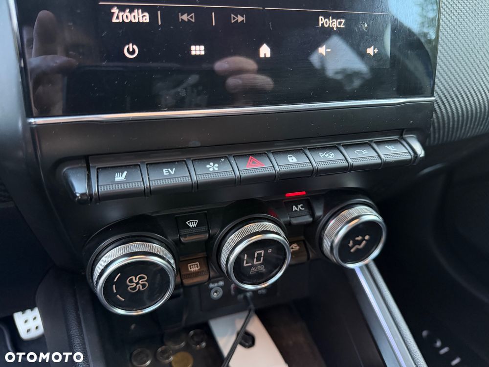 Renault Clio - 23