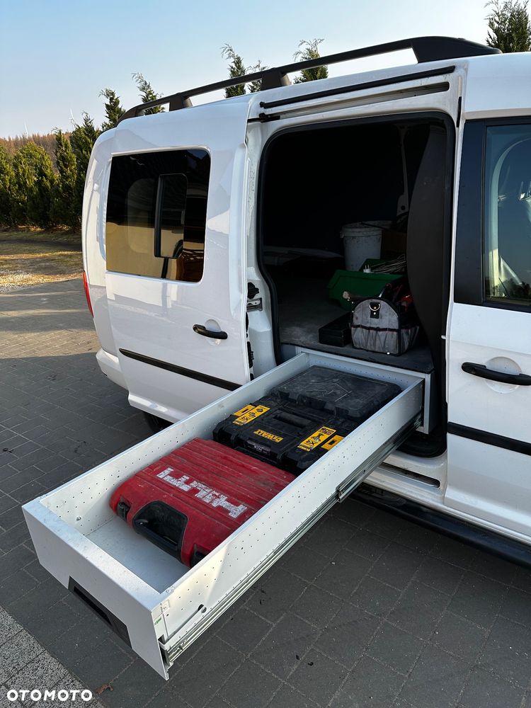 Volkswagen Caddy Maxi - 3