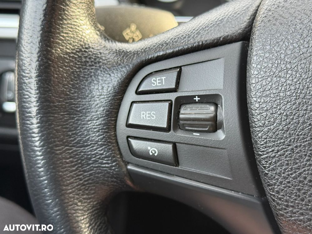 BMW Seria 3 320d Aut. - 21