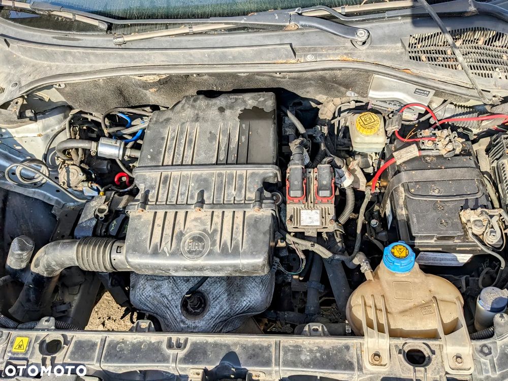 Fiat Grande Punto 1.4 na części - 13