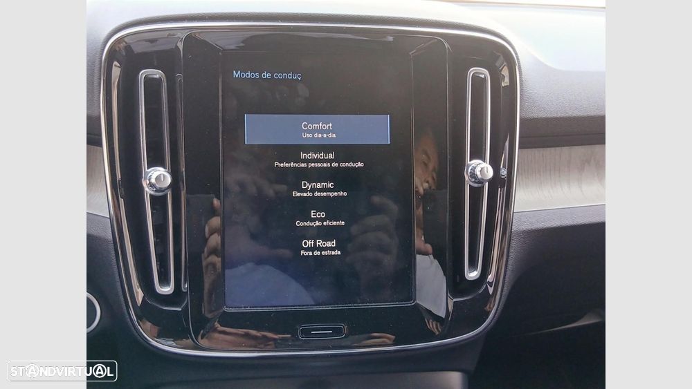 Volvo XC 40 2.0 D3 Inscription - 21