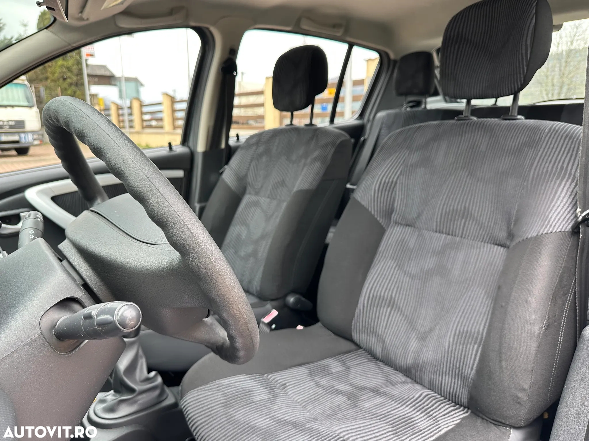 Dacia Sandero 1.5 DCI Laureate - 20