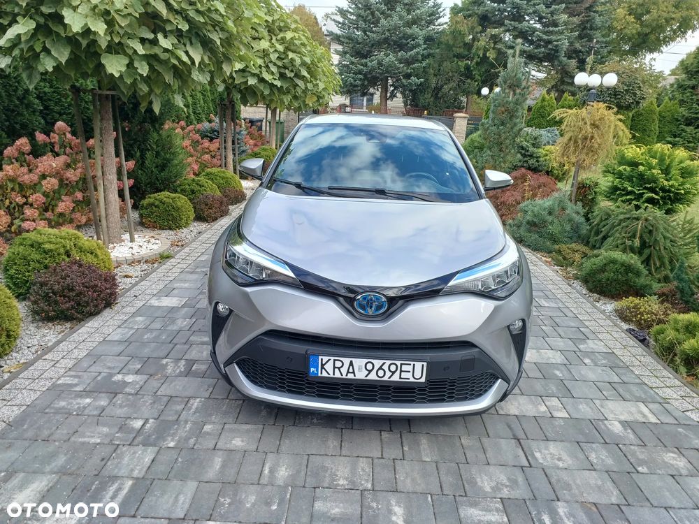 Toyota C-Hr 2023 photo 2