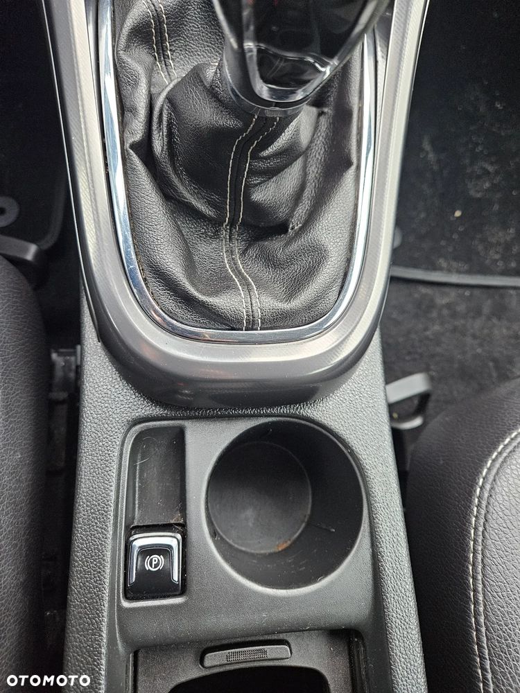 Opel Astra - 16