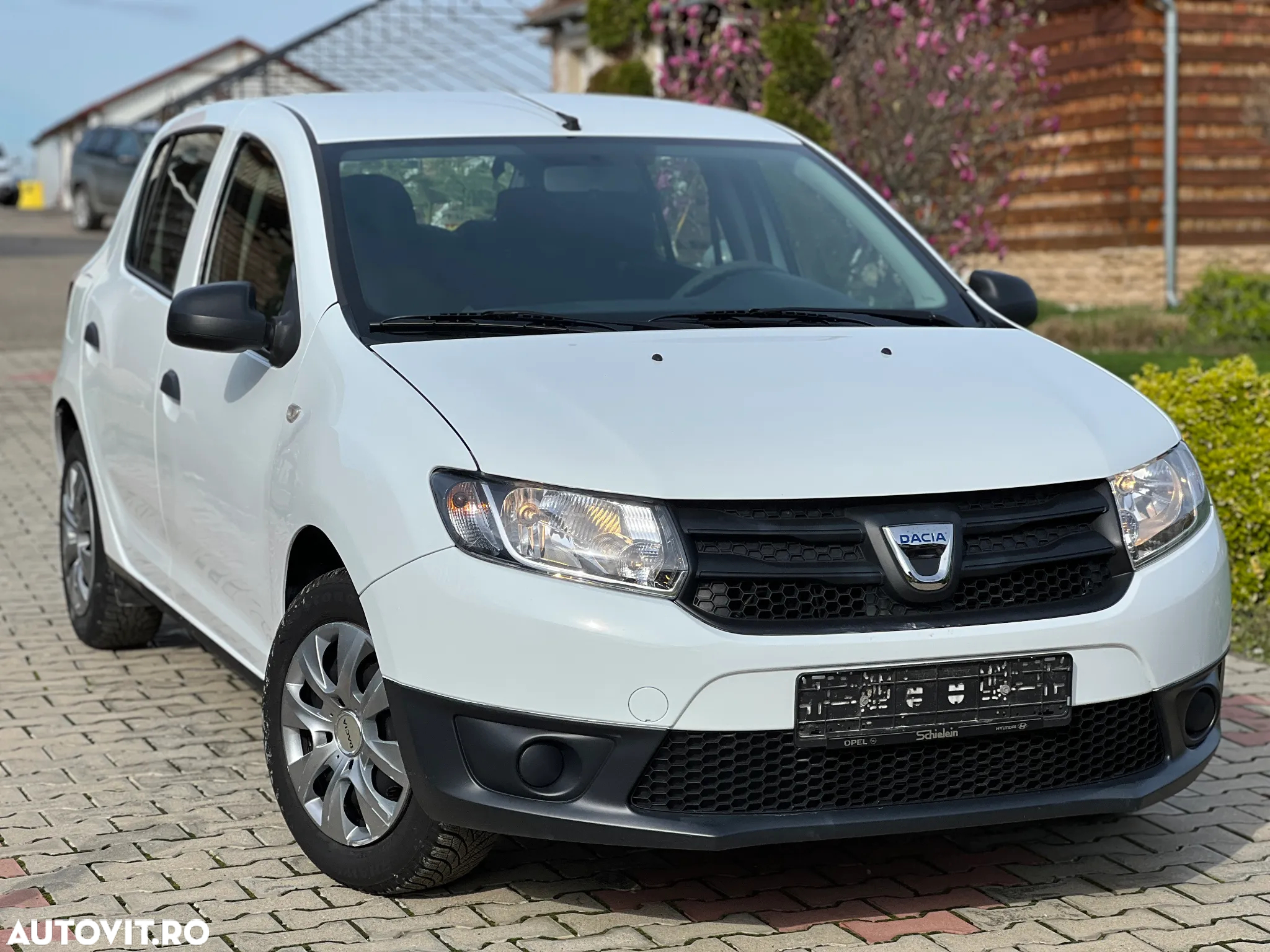 Dacia Sandero 1.2 16V - 2