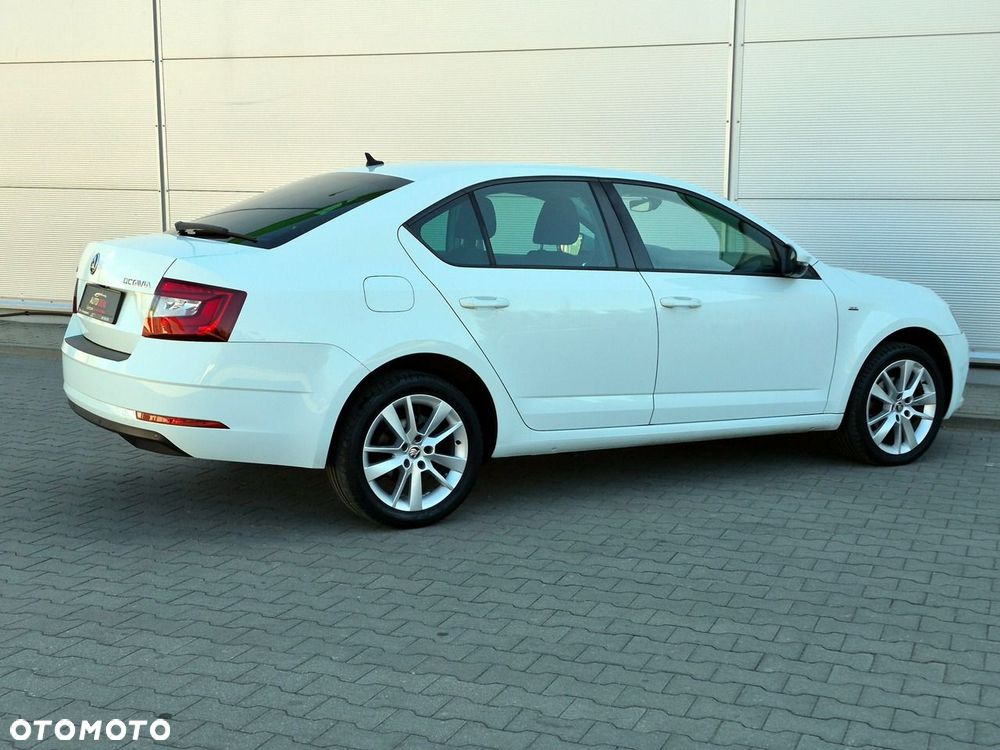 Skoda Octavia - 16