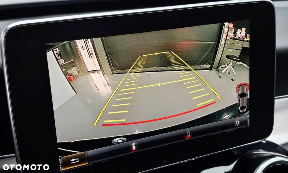 Mercedes-Benz Klasa C 200 7G-TRONIC Avantgarde - 17