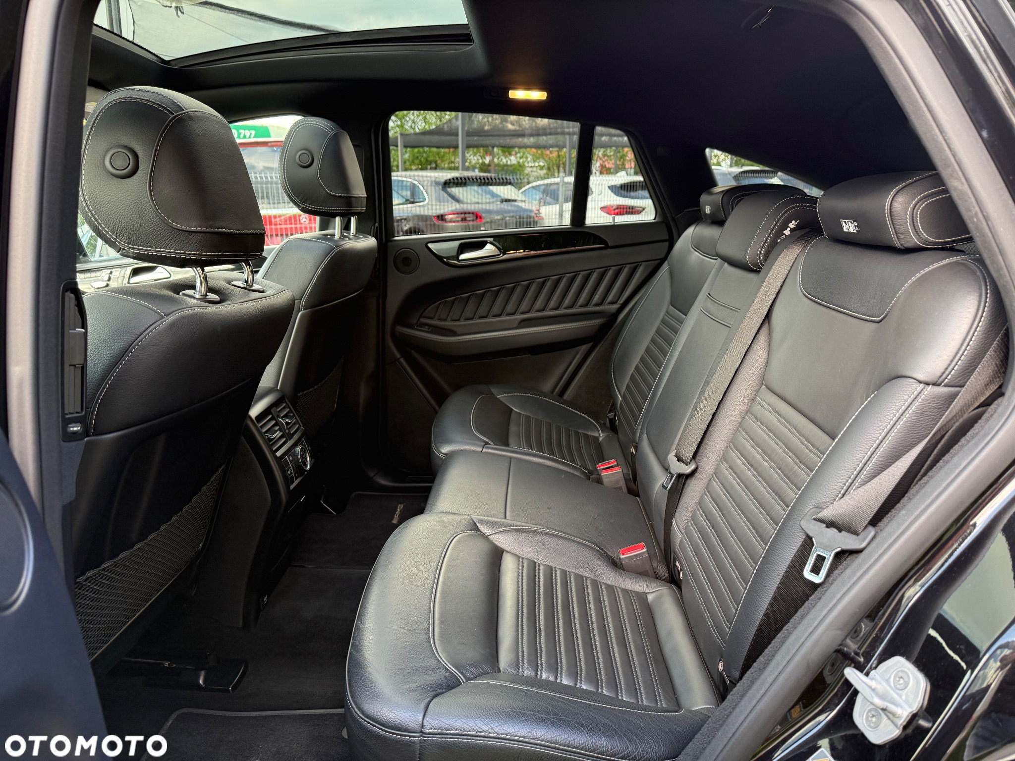 Mercedes-Benz GLE 350 d Coupe 4Matic 9G-TRONIC AMG Line - 10