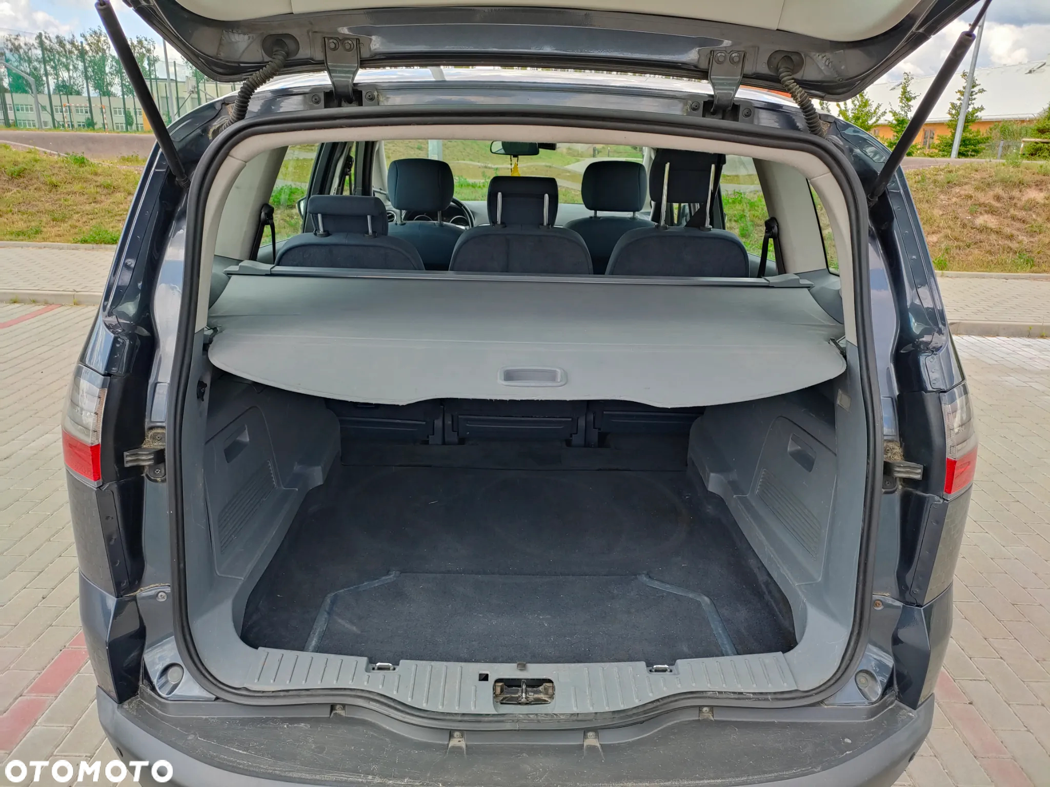 Ford S-Max 2.0 TDCi Trend - 12
