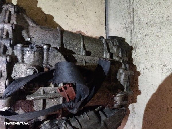 Caixa De Velocidades Automatica Audi A4 (8K2, B8)  Jst Automática? - 2