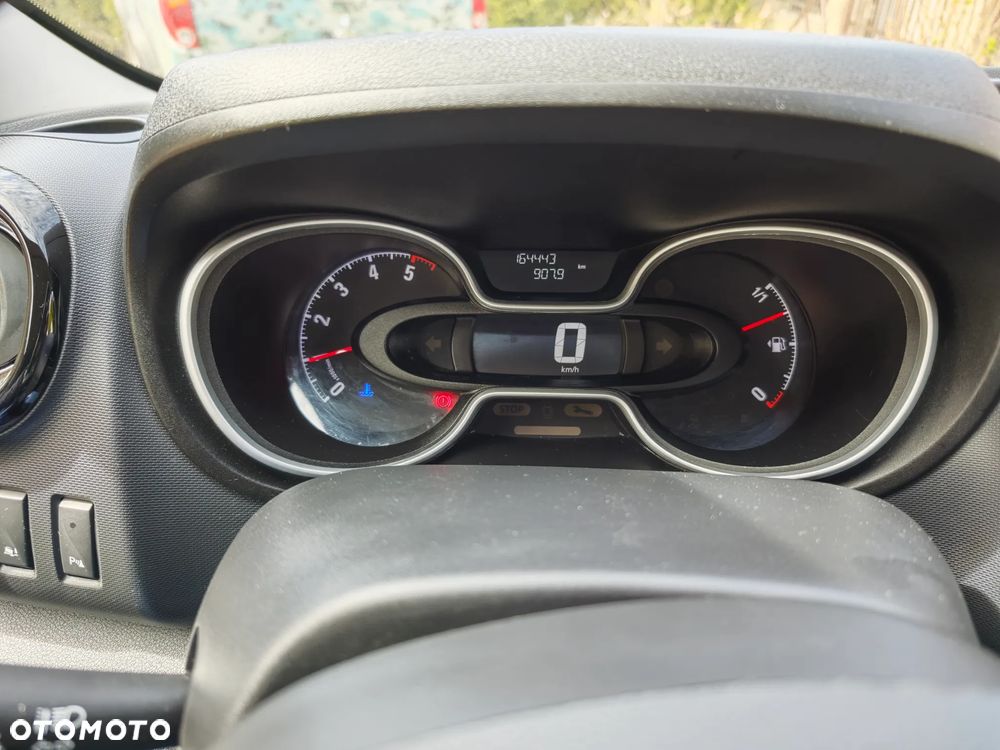 Opel Vivaro L2H1 2,9t Essentia Business - 4