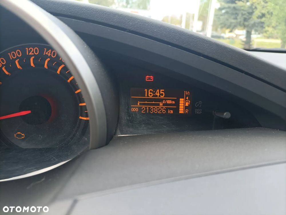 Toyota Verso 2.0 D-4D - 9