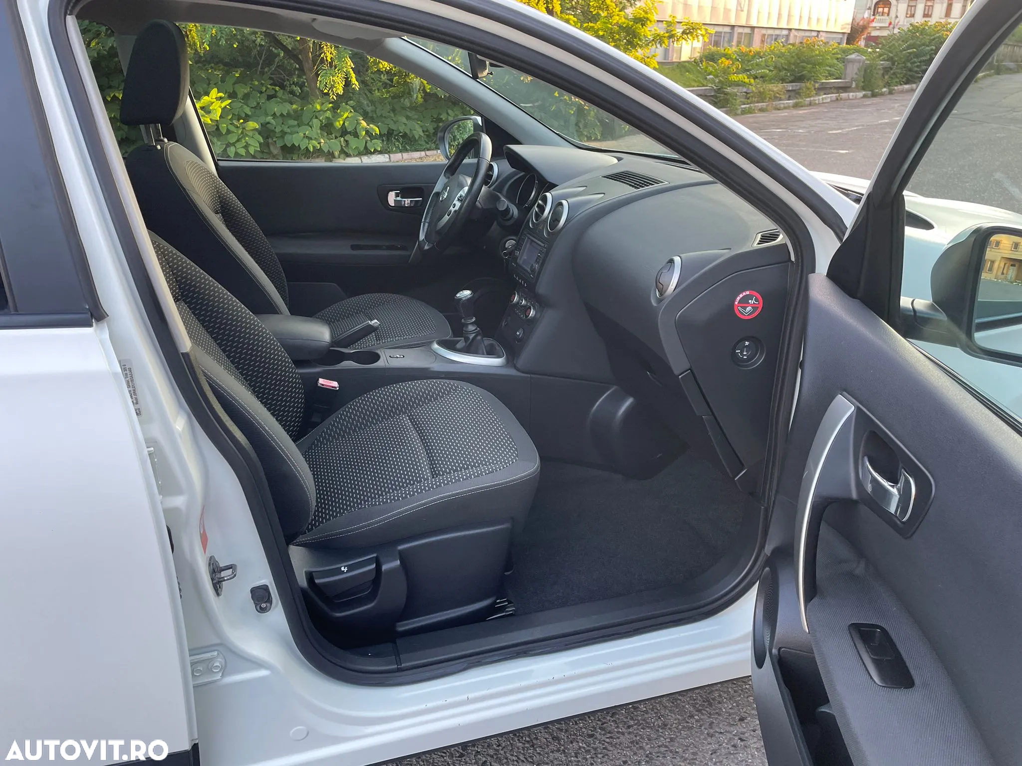 Nissan Qashqai+2 2.0 Tekna - 10