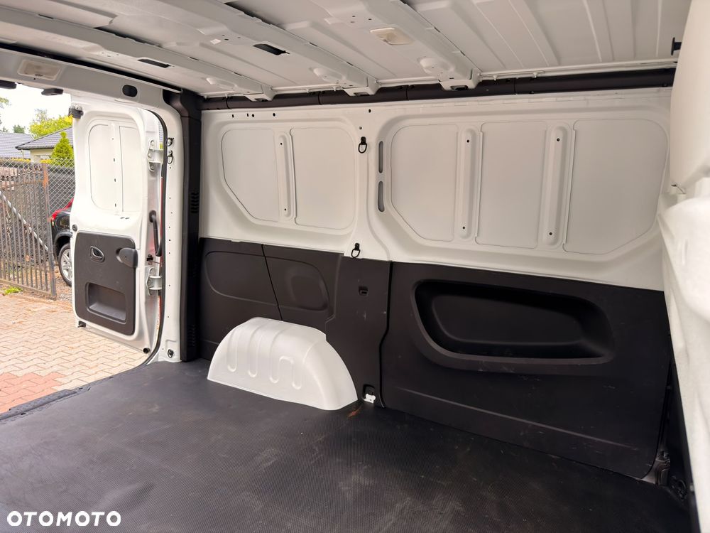 Renault TRAFIC - 15
