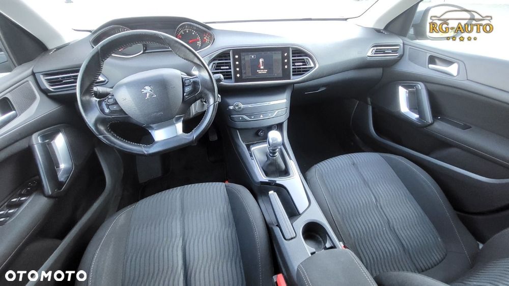 Peugeot 308 - 15