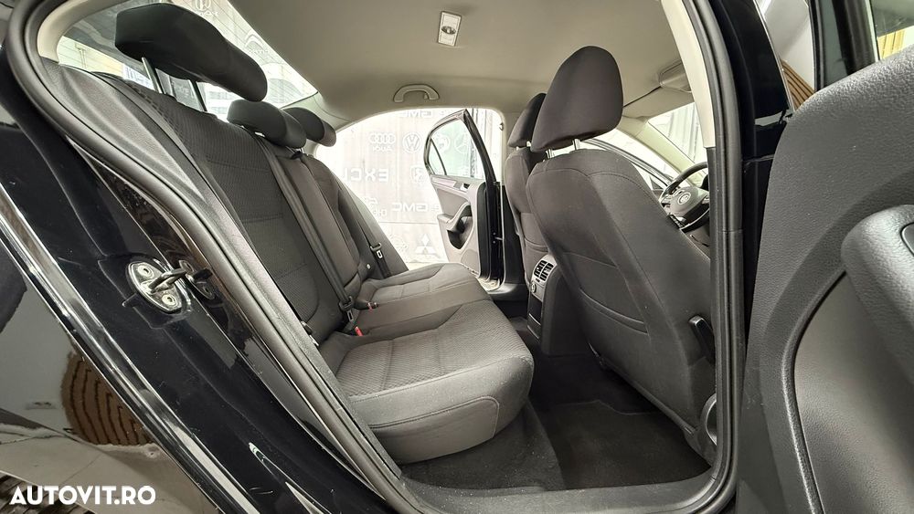 Volkswagen Jetta 1.2 TSI Comfortline - 9