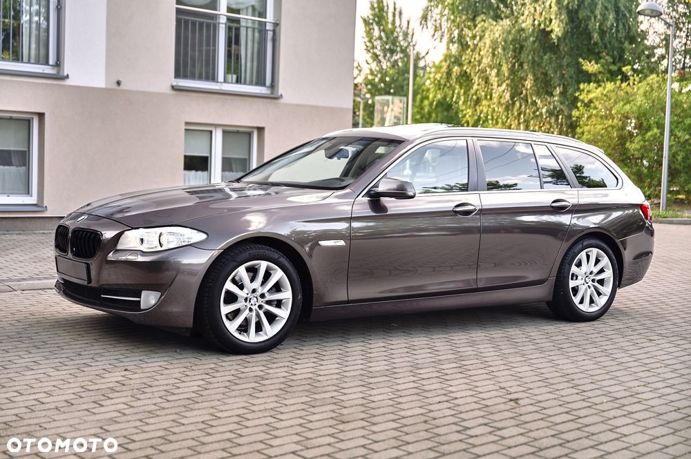 BMW Seria 5 520d - 12