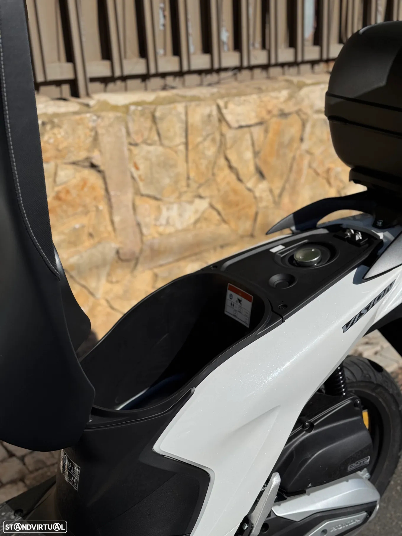 Honda Vision 110 - 6