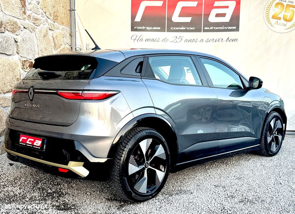 Renault Mégane E-Tech - 25