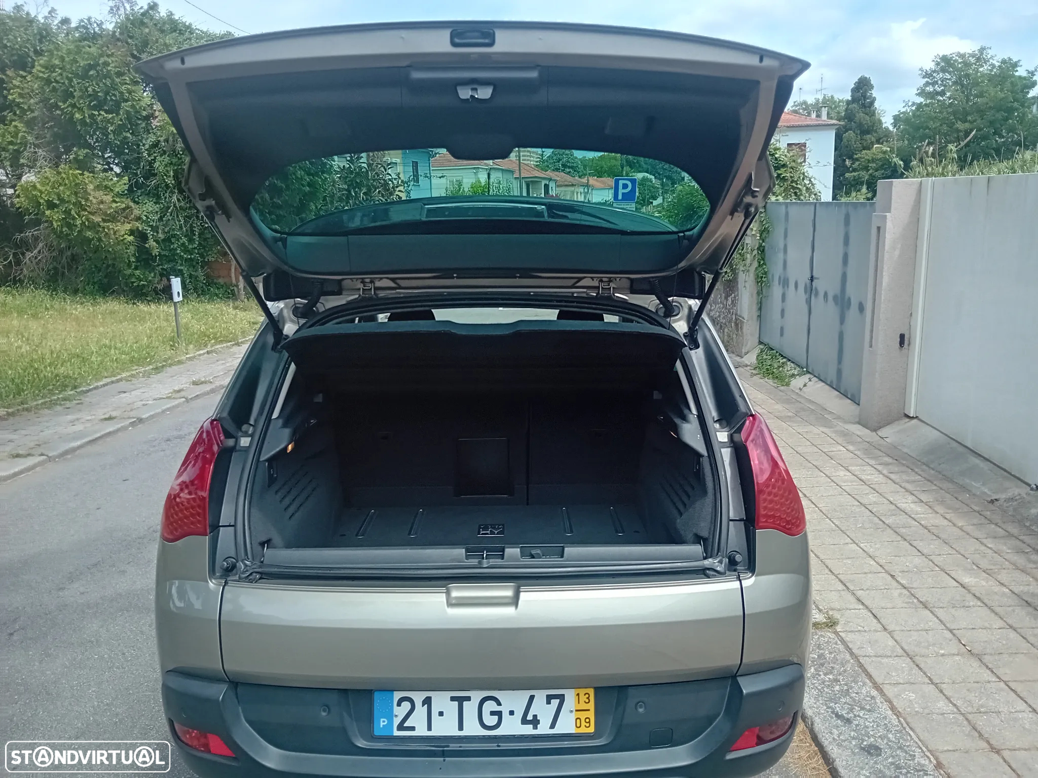 Peugeot 3008 2.0 HDi Hybrid4 102g - 12