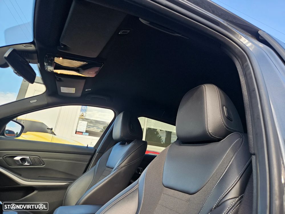 BMW 320 e Line Sport Auto - 39