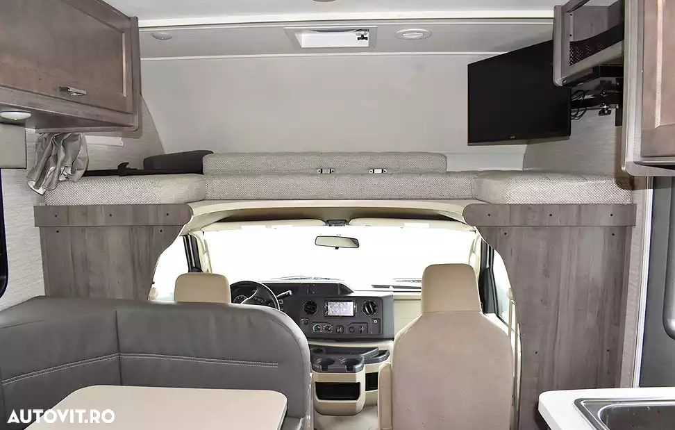 Ford E350 - 32