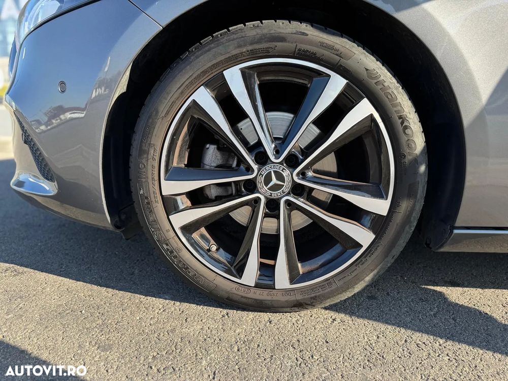 Mercedes-Benz A 180 7G-DCT AMG Line - 26