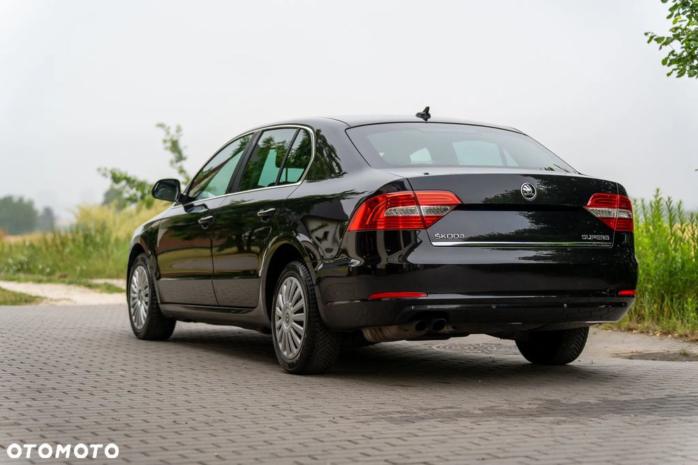 Skoda Superb 1.8 TSI Elegance - 2