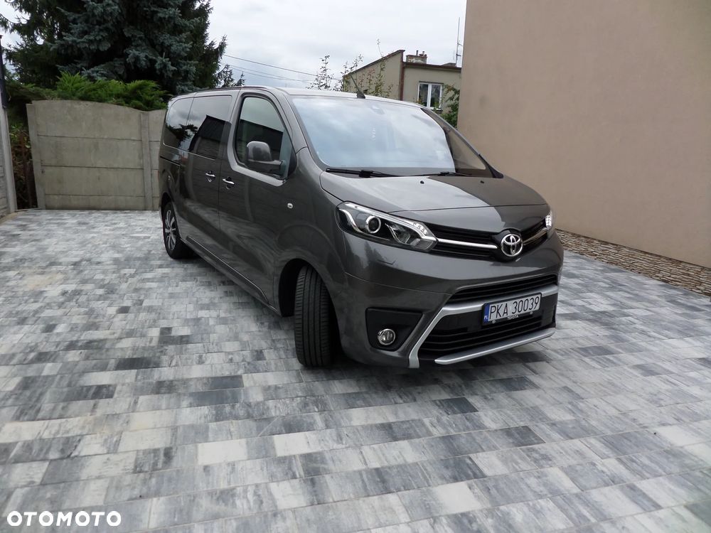 Toyota ProAce D-4D Medium 2,7t Mobilny Life - 2