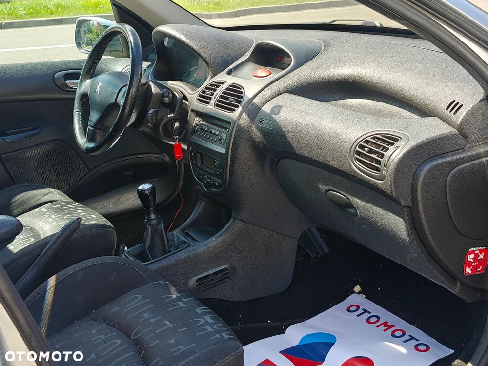Peugeot 206 75 Grand Filou - 18