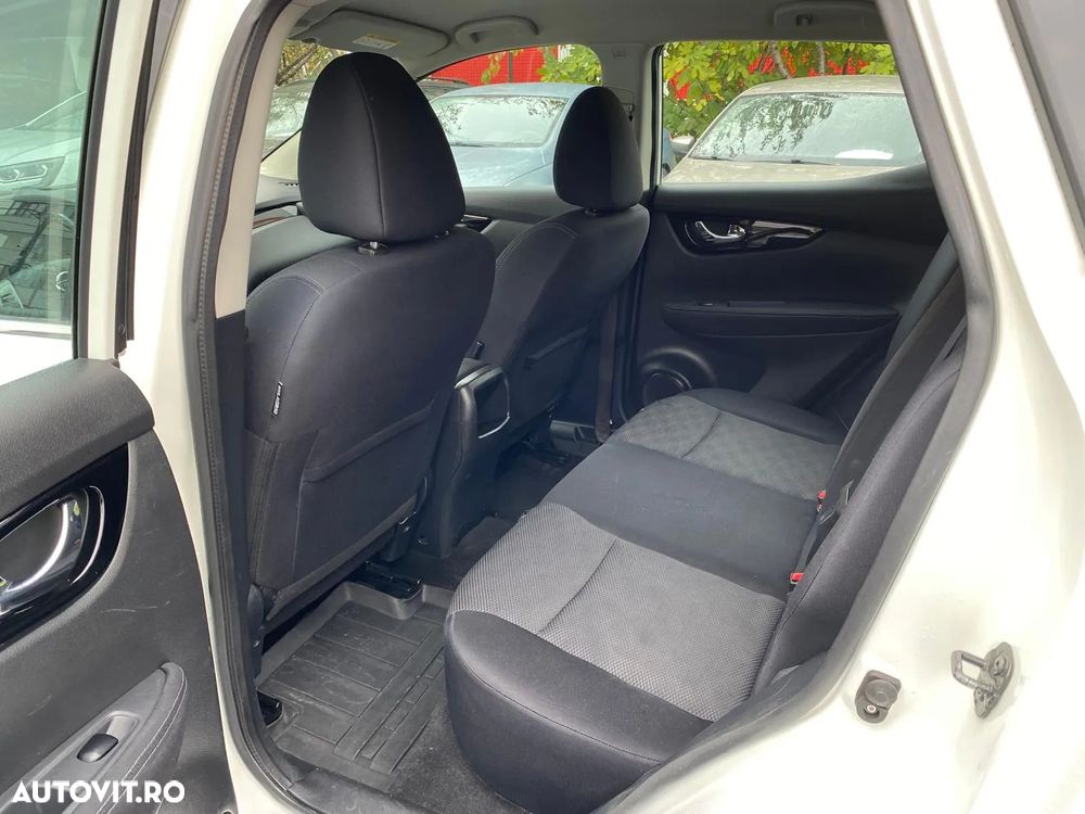 Nissan Qashqai 1.6L dCi Start/Stop 4X4-i Acenta - 6