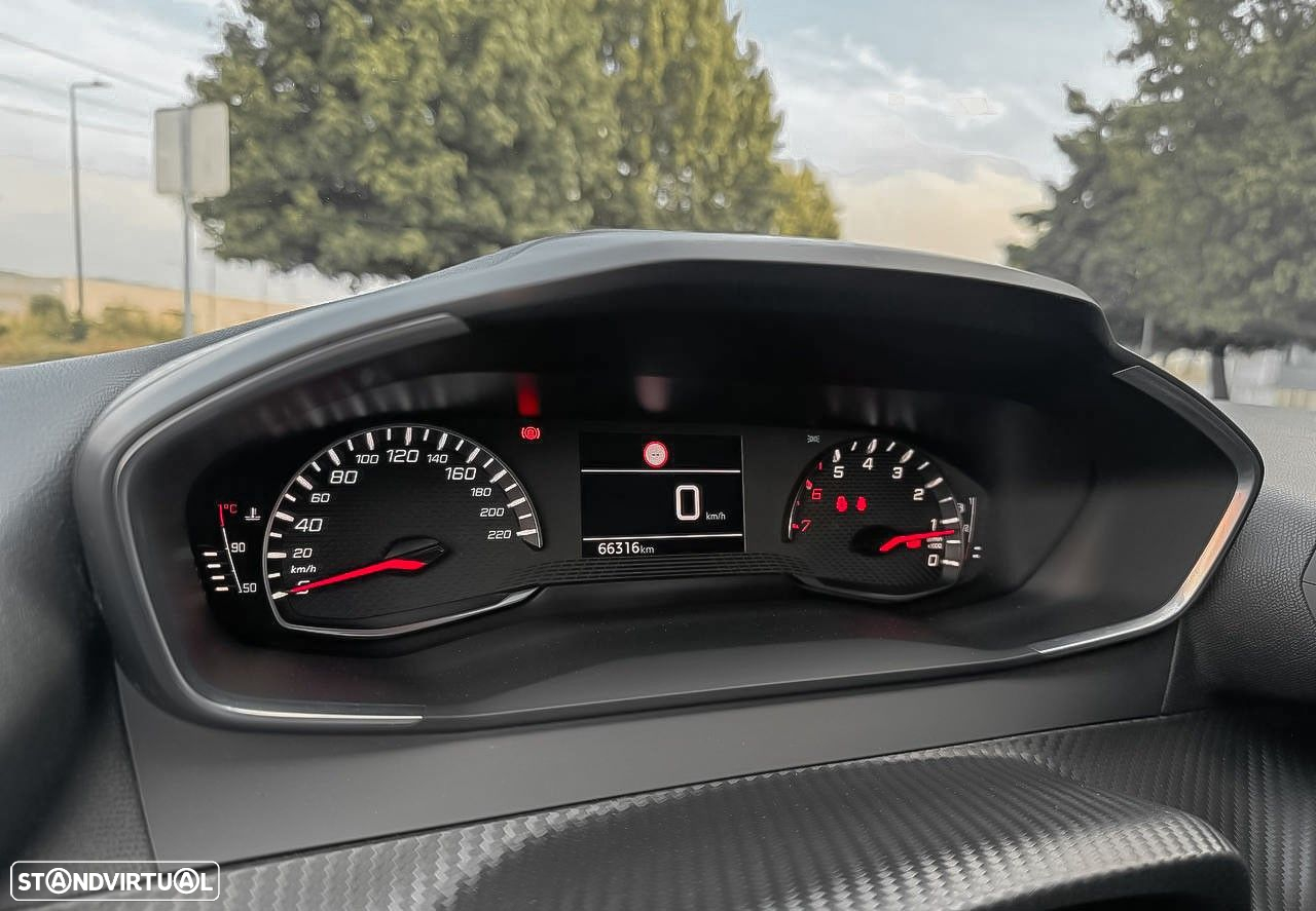 Peugeot 208 PureTech 100 Style - 15