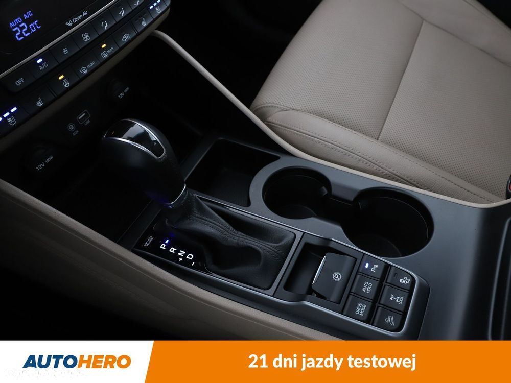 Hyundai Tucson 2.0 CRDI Premium 4WD - 25