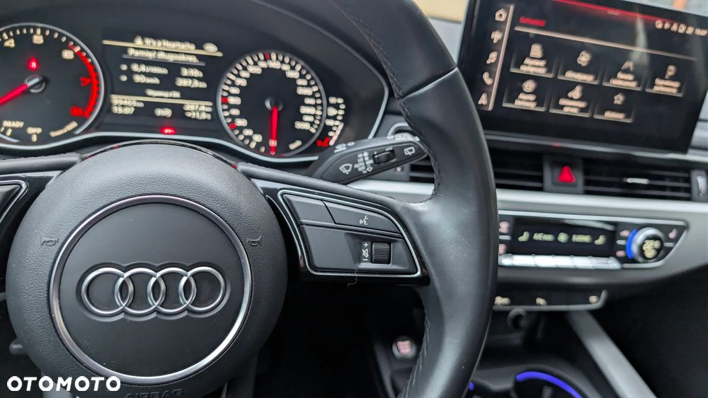 Audi A4 Avant 35 TFSI Sport S tronic - 14