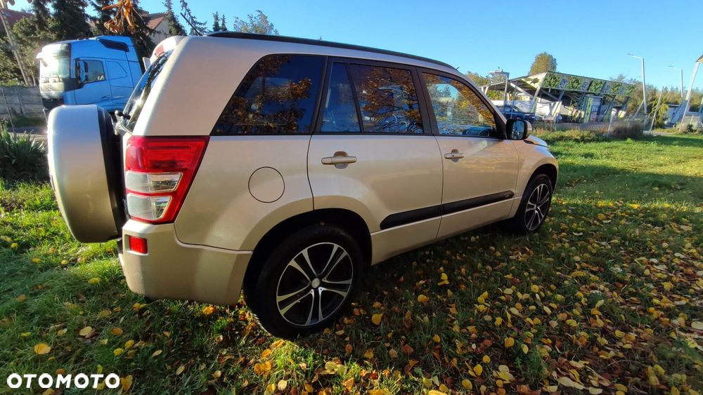 Suzuki Grand Vitara 1.9 DDiS De Luxe - 6