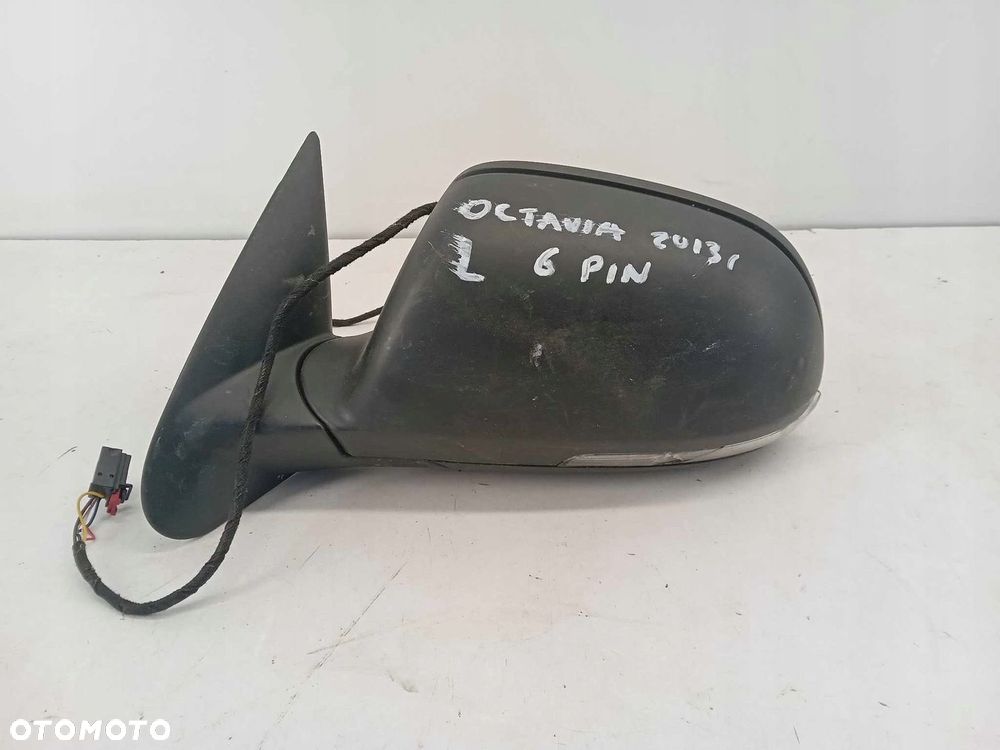 LUSTERKO LEWE PRZEDNIE SKODA SUPERB II 6 PIN - 1