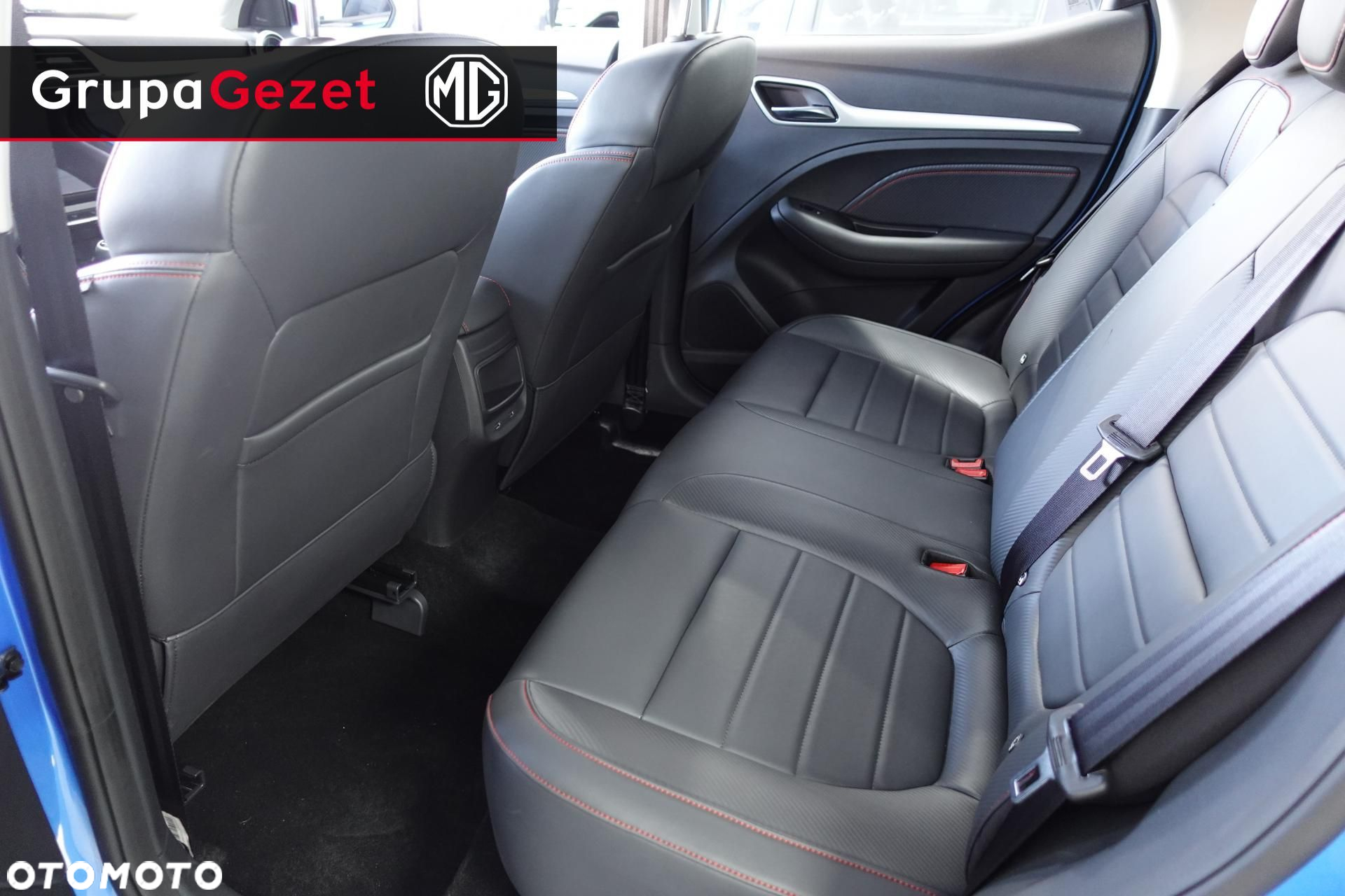 MG ZS - 11