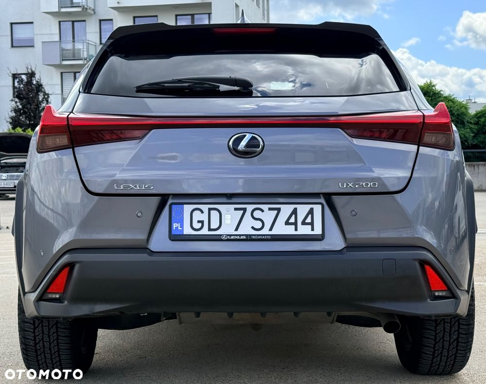 Lexus UX - 6